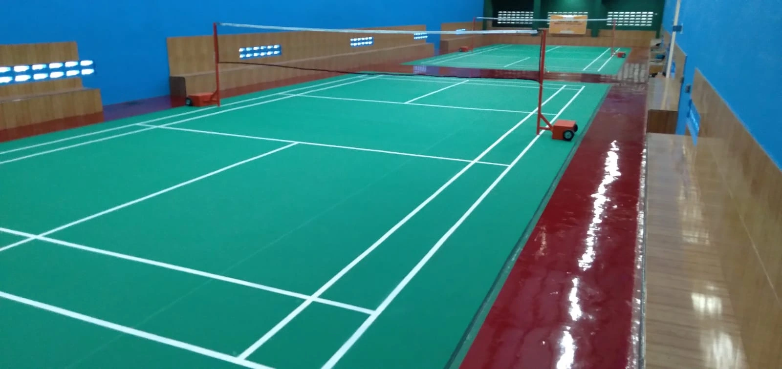 vinyl lantai badminton