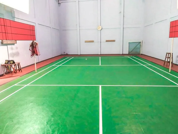 vinyl lapangan badminton